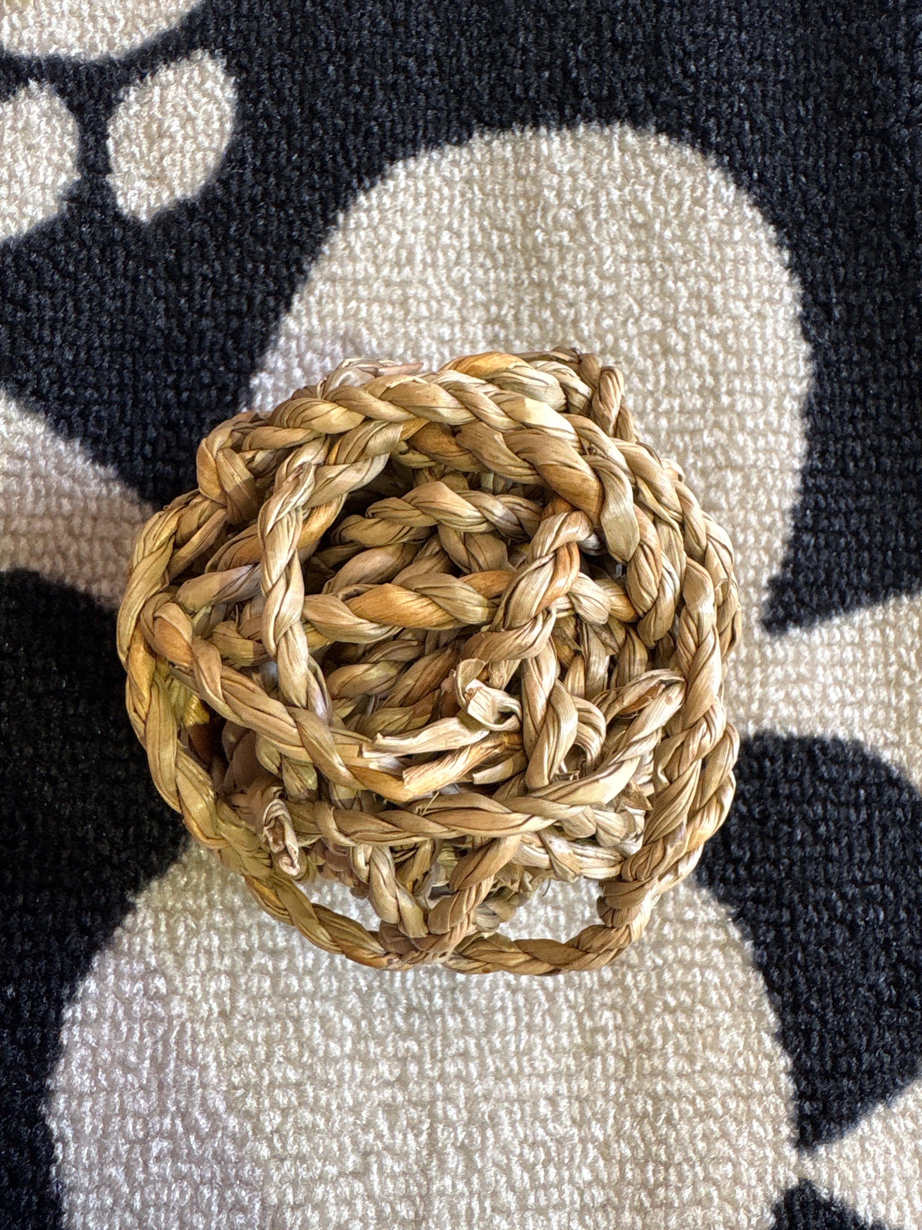 Natural Willow Balls Assorted 7cm