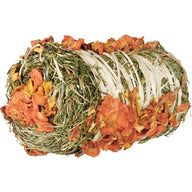 Trixie Hay Bale with Pumpkin & Carrot 200g